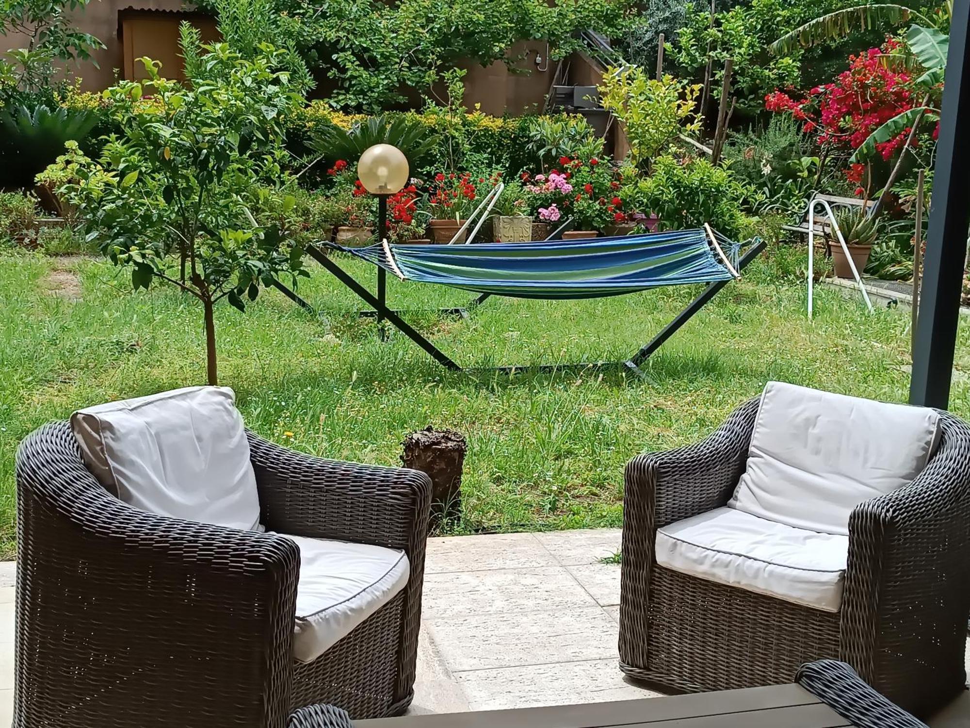 Eur Charme Apt&Garden Roma Ngoại thất bức ảnh