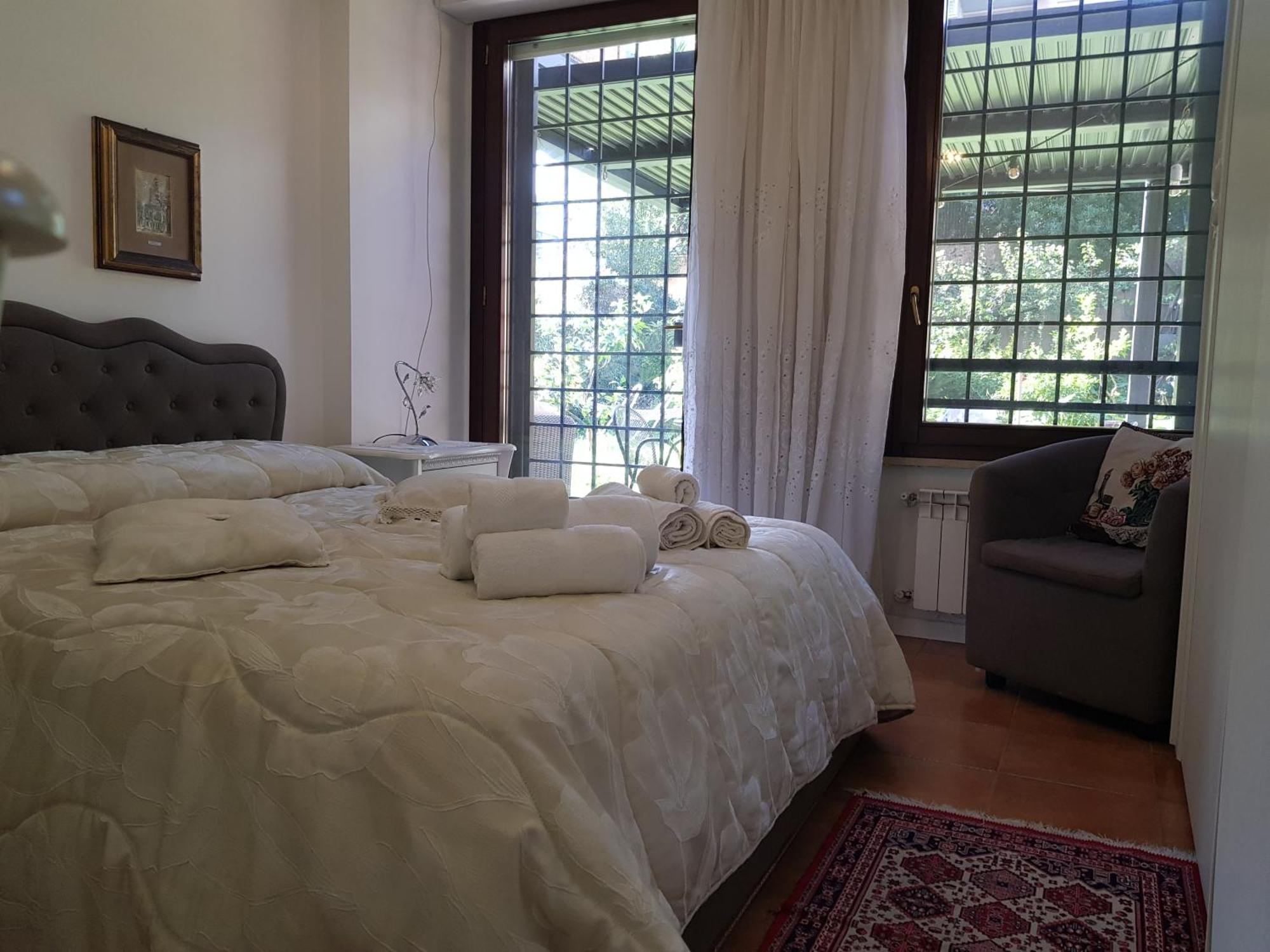 Eur Charme Apt&Garden Roma Ngoại thất bức ảnh