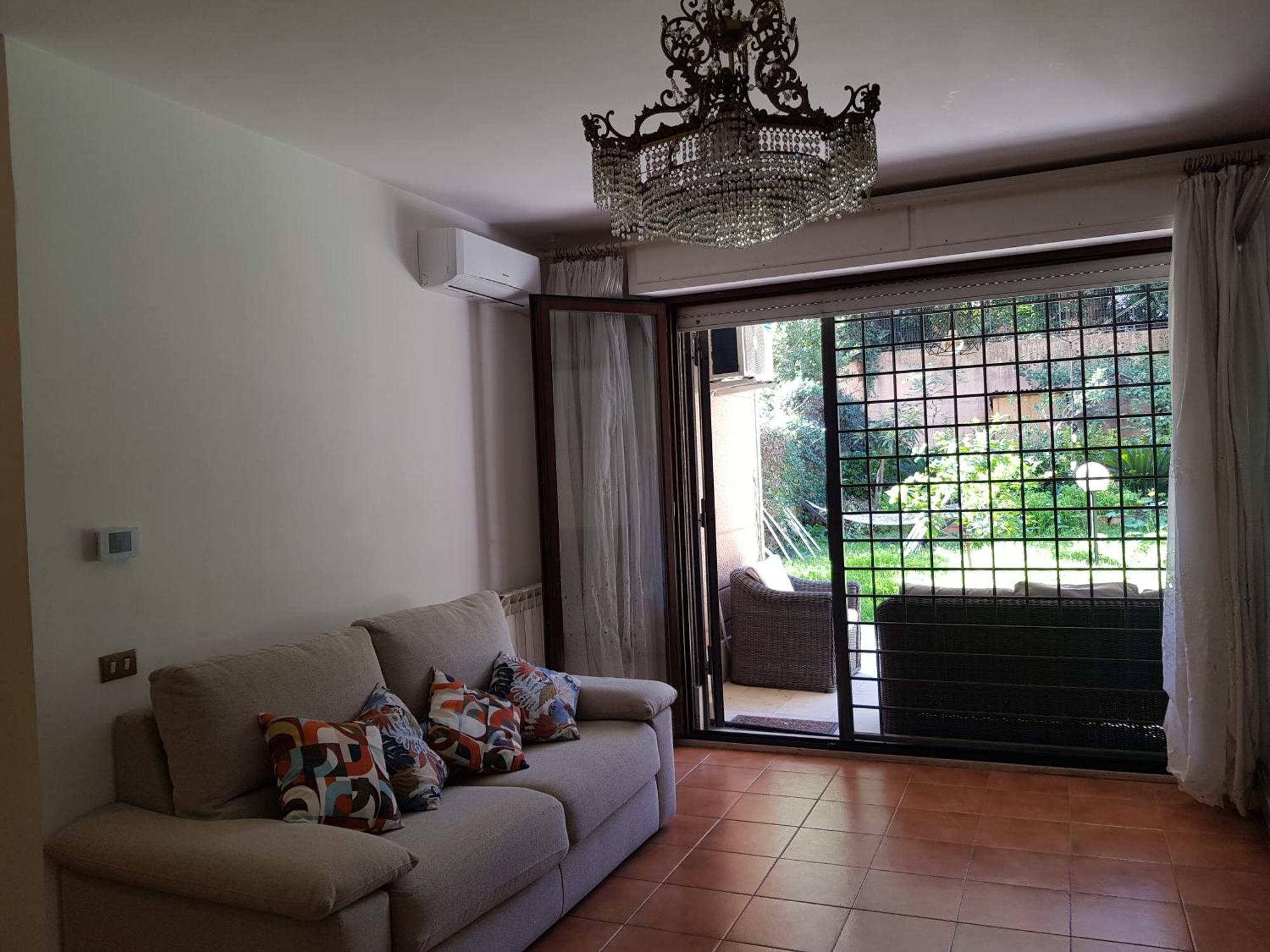 Eur Charme Apt&Garden Roma Ngoại thất bức ảnh